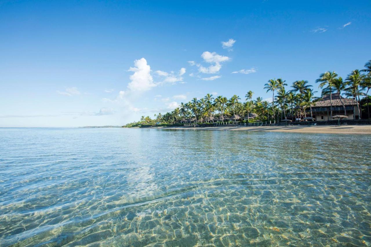 Outrigger Fiji Beach Resort Korotogo Extérieur photo View of the beach at the Sheraton Resort