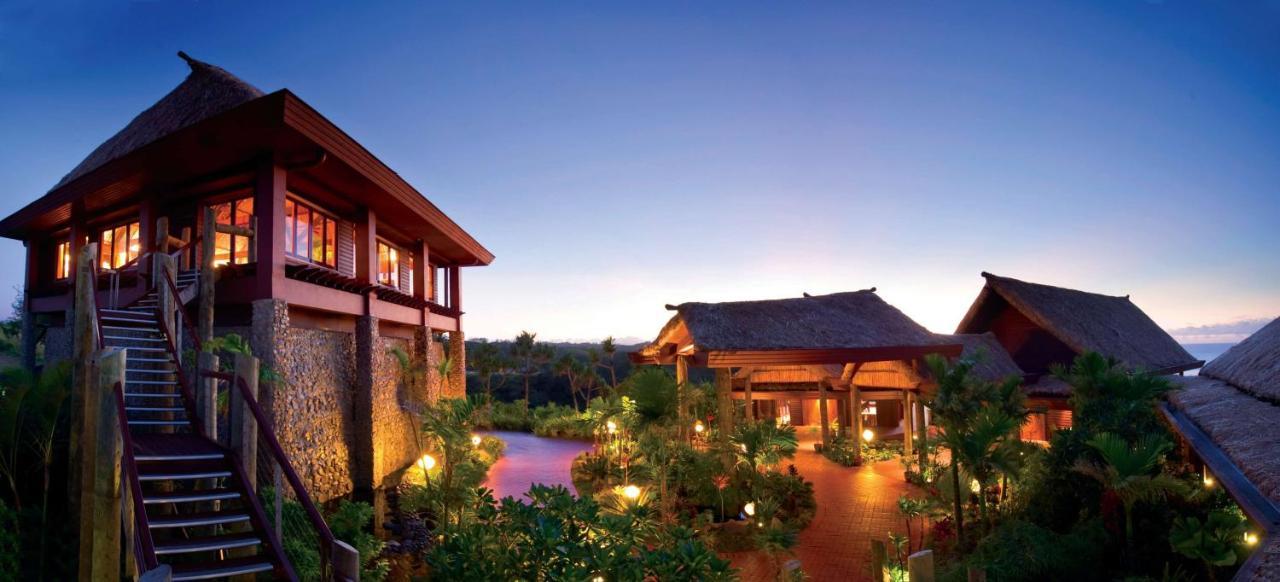 Outrigger Fiji Beach Resort Korotogo Extérieur photo The Village