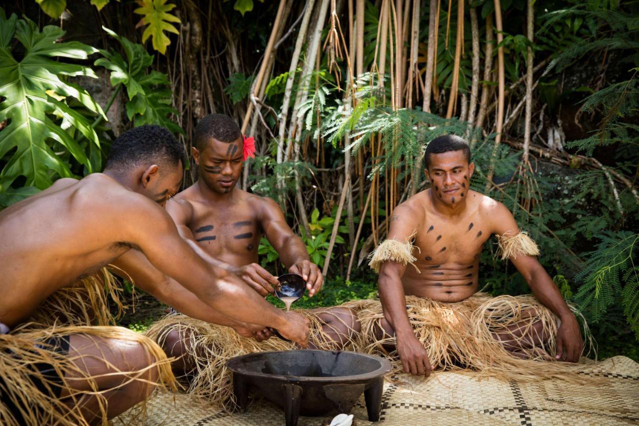 Outrigger Fiji Beach Resort Korotogo Extérieur photo Kava ceremony in Fiji
